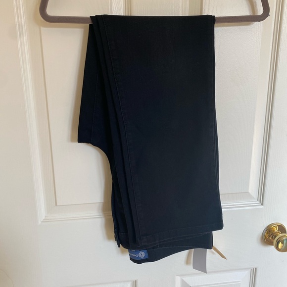 Democracy ‘Ab’solution Petite Straight Leg Jeans in Black - Picture 12 of 14